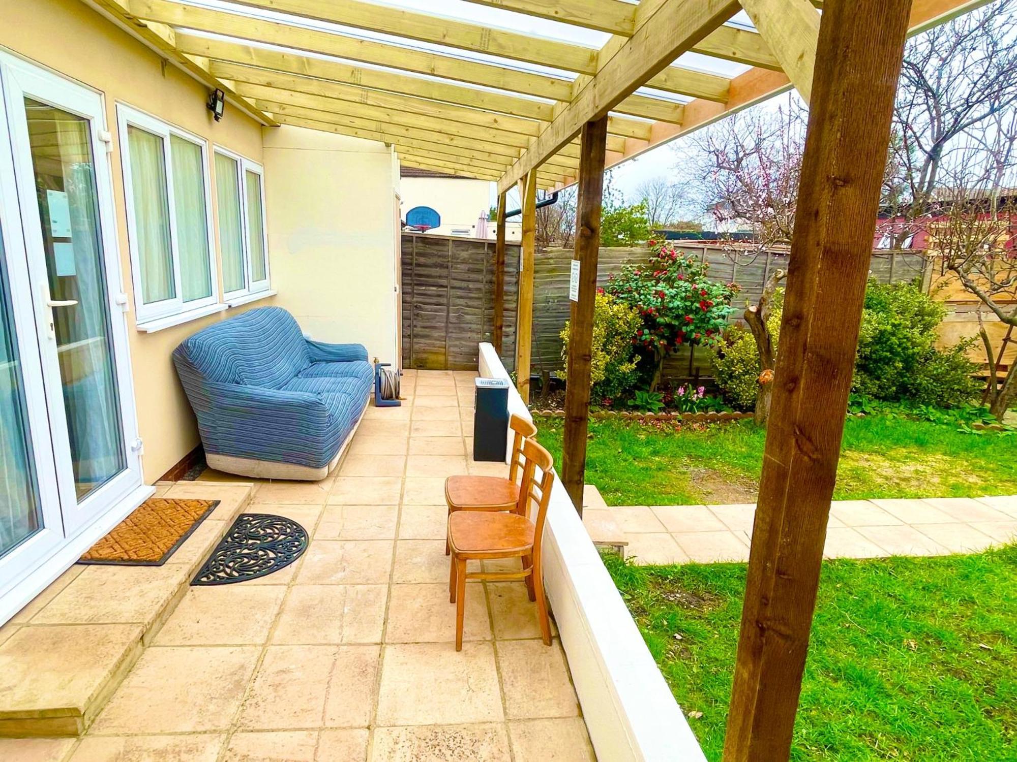 Apartment Sleep-2 Studio-free Parking Pet Friendly *